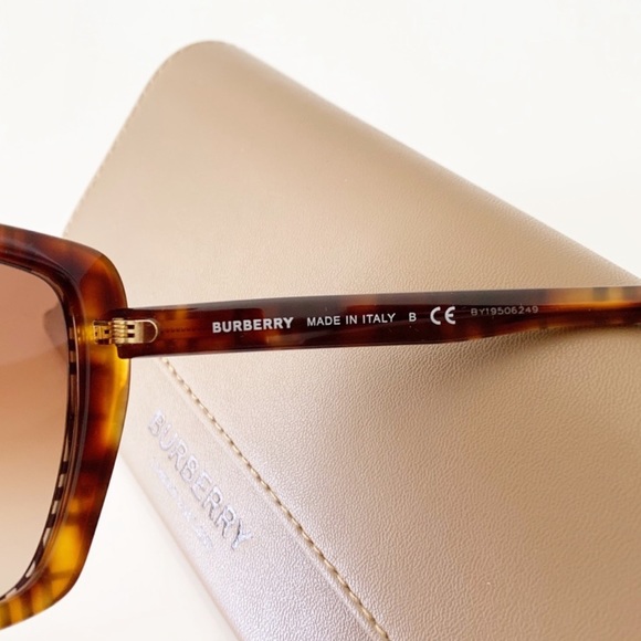 Burberry Sunglasses, New main image 15
